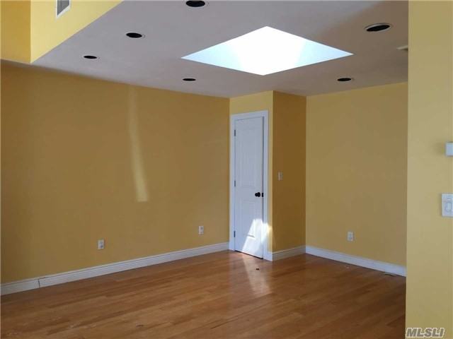 41 Kildare Rd - Photo 3 of 16