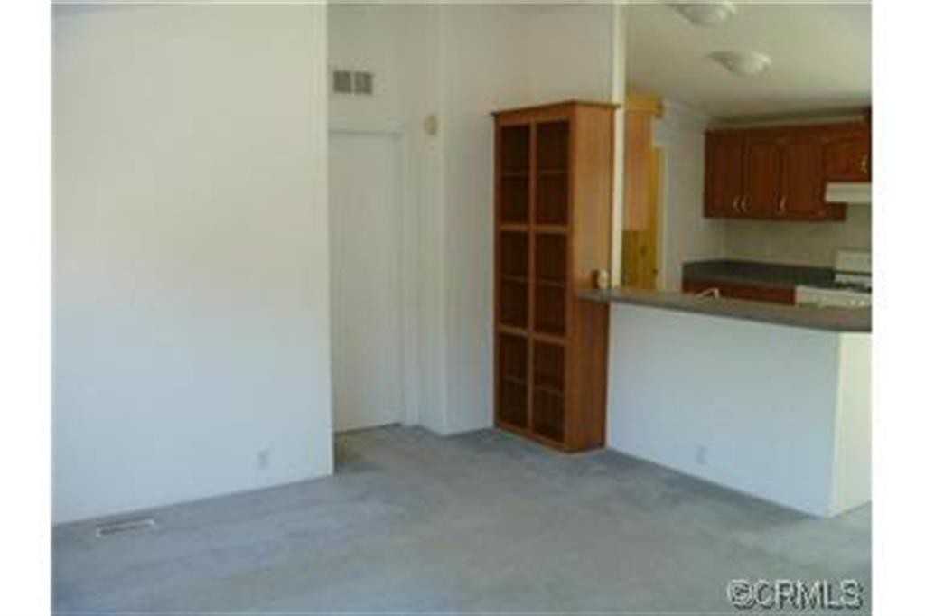 5665 Cody Dr - Photo 2 of 15