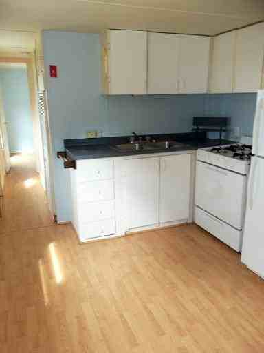 21 Franklin St - Photo 3 of 6