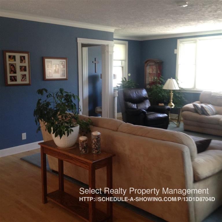 188 Midway Dr - Photo 3 of 11