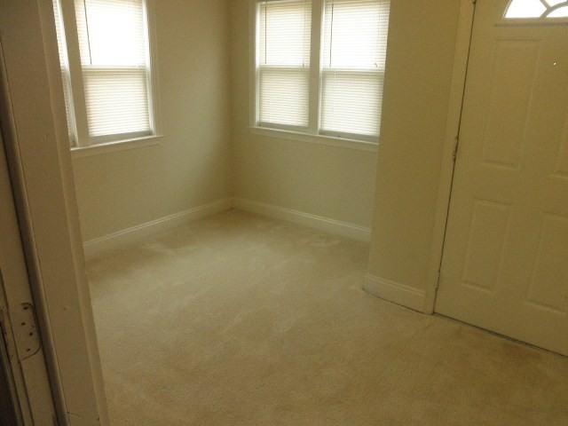 501 Fairview Ave - Photo 2 of 11