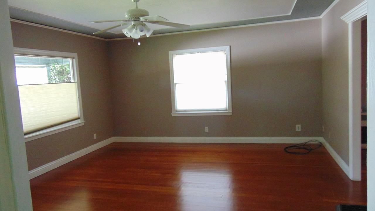 5480 Live Oak Dr - Photo 3 of 18