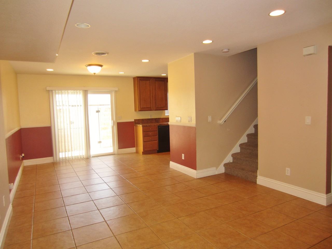 19905 Keswick Ln - Photo 2 of 18
