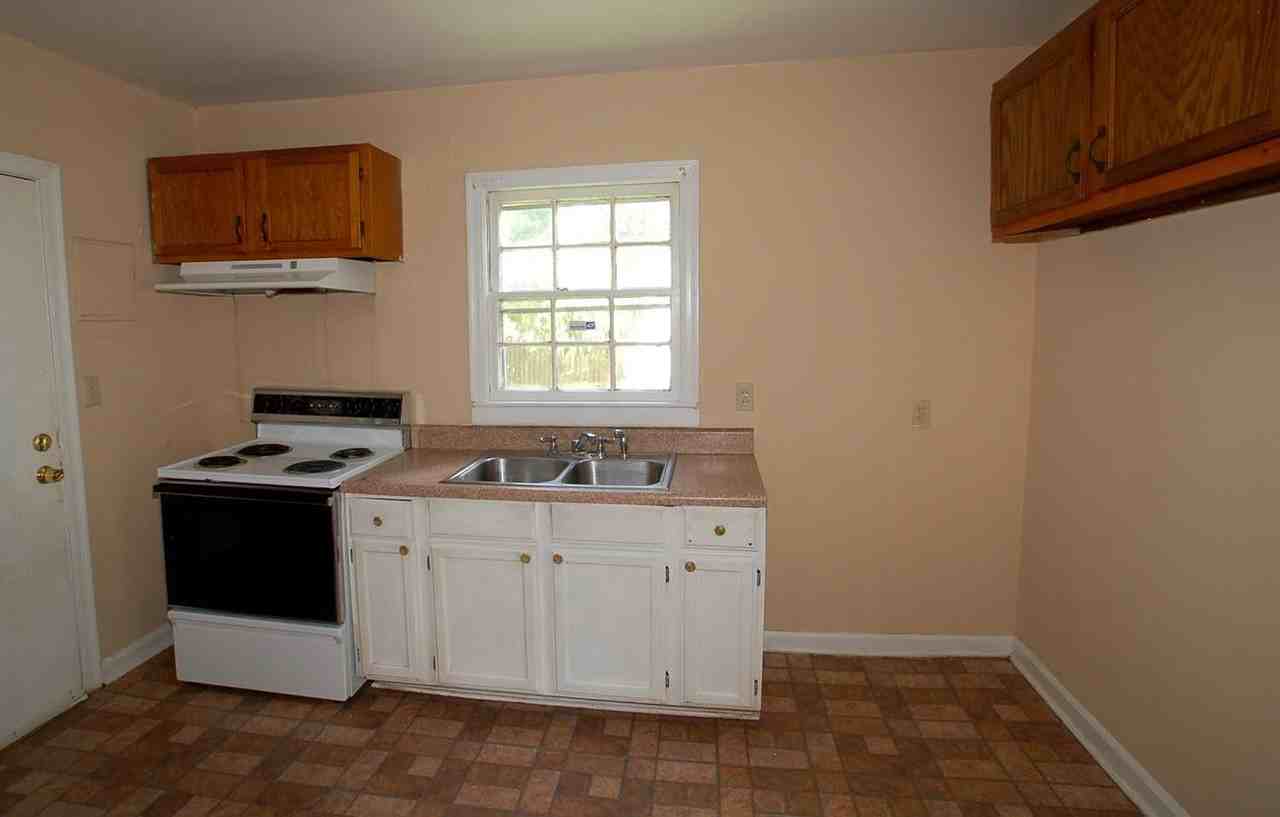 2614 Brentwood Pl - Photo 3 of 10