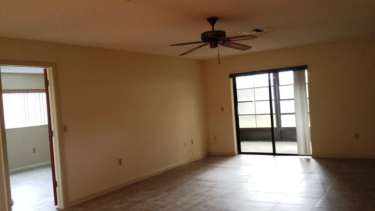 8626 Woodbridge Dr - Photo 3 of 13