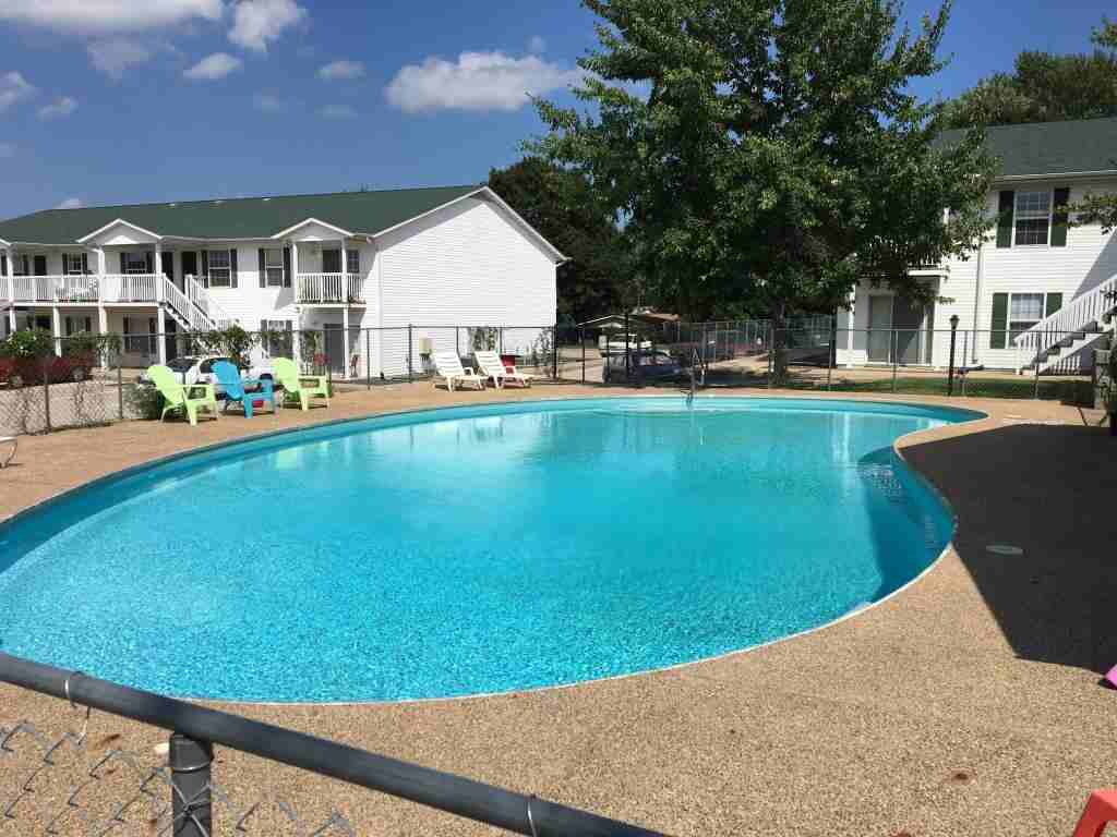 Village on the Green Apartments - Photo 3 of 17