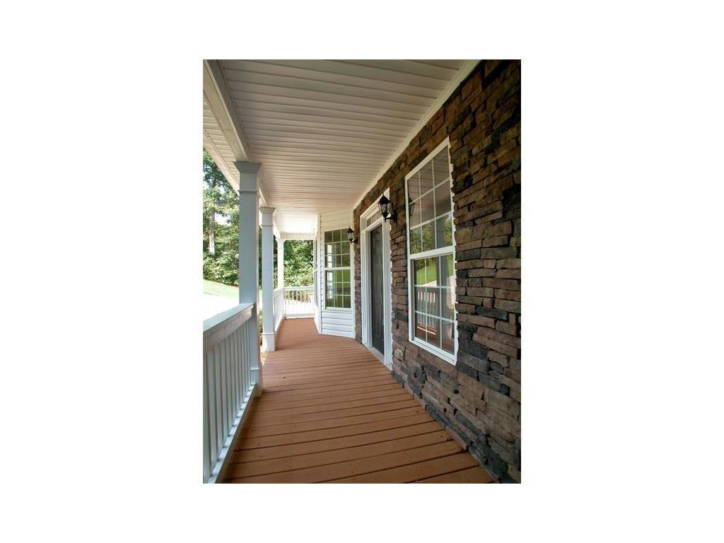 4625 Breakwater Dr - Photo 3 of 25