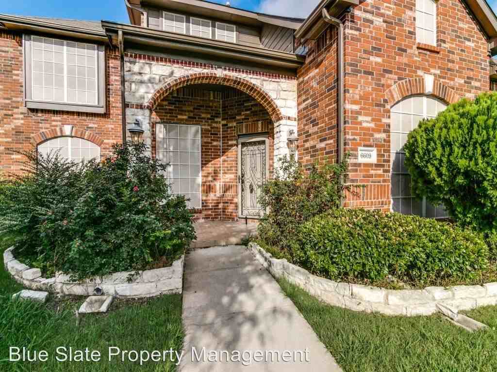 6609 Amesbury Ln - Photo 3 of 25