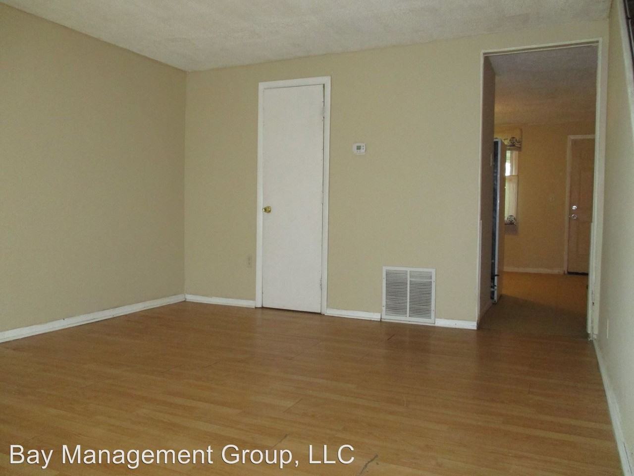 2609 Northshire Dr - Photo 3 of 15