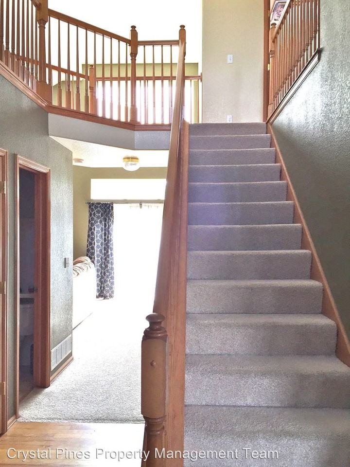 4883 Jedediah Smith Rd - Photo 2 of 30