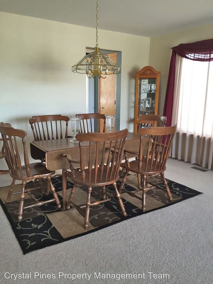 4883 Jedediah Smith Rd - Photo 3 of 30