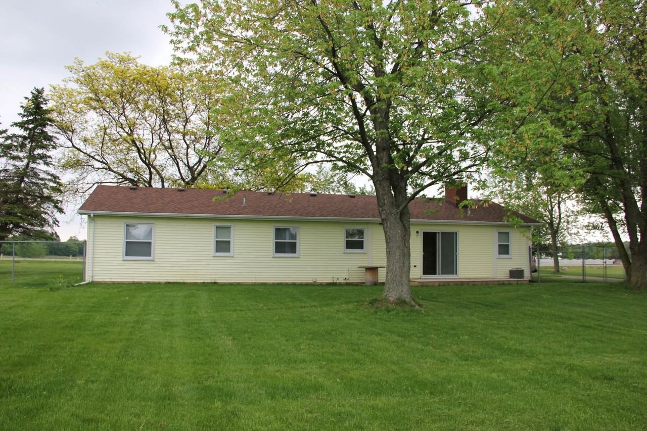 1199 N Gale Rd - Photo 3 of 22