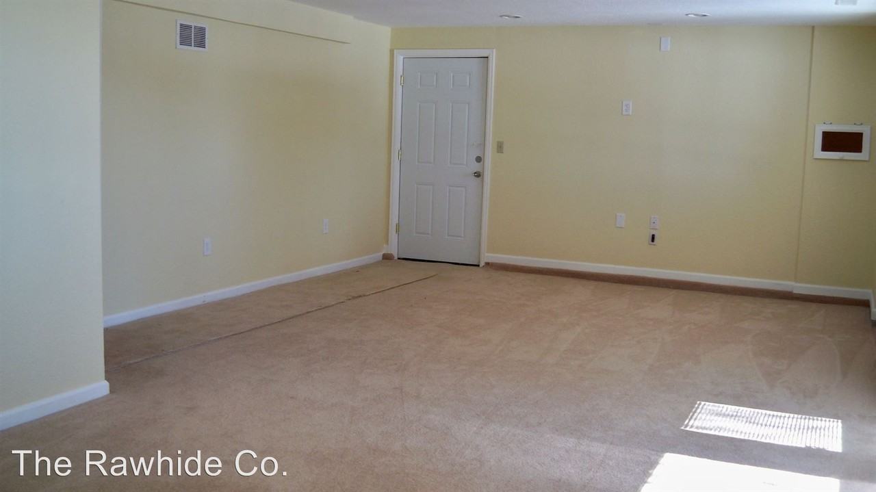 16265 Northcliff Pl - Photo 3 of 15