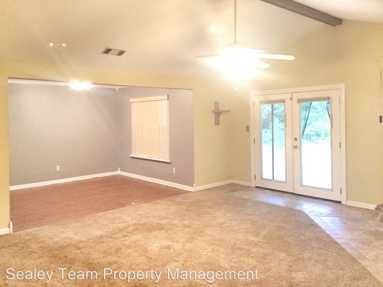 1103 Woodbern Ln - Photo 2 of 15