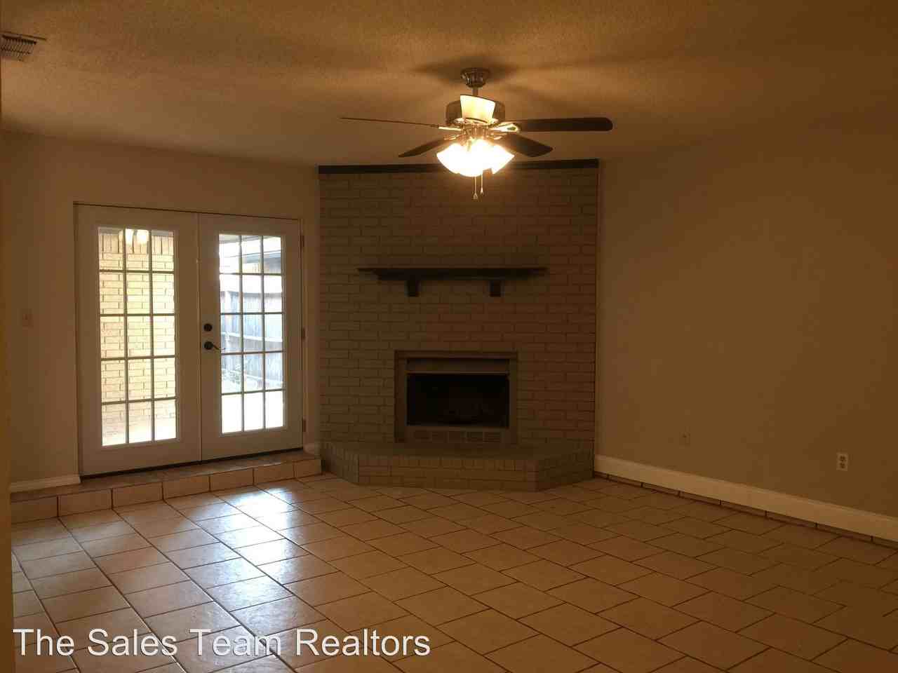 3208 Elma Dr - Photo 3 of 35