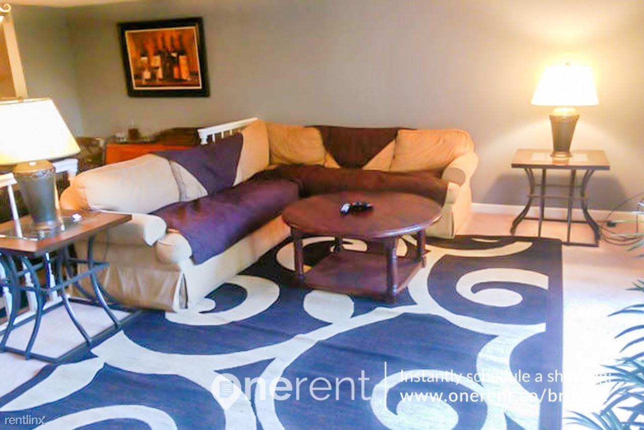 611 Lakehaven Terrace - Photo 3 of 9