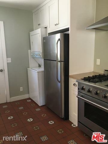 1631 Oakdale St - Photo 3 of 3