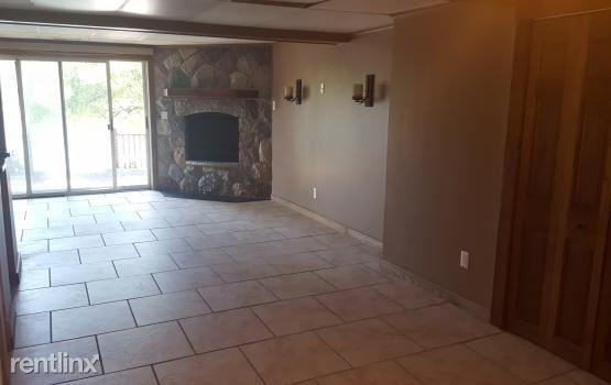 6671 Andersonville Rd - Photo 2 of 7