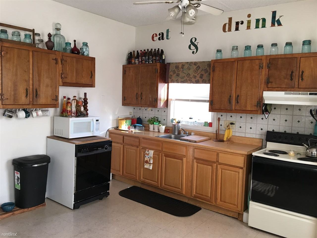 32 Elm St - Photo 2 of 10