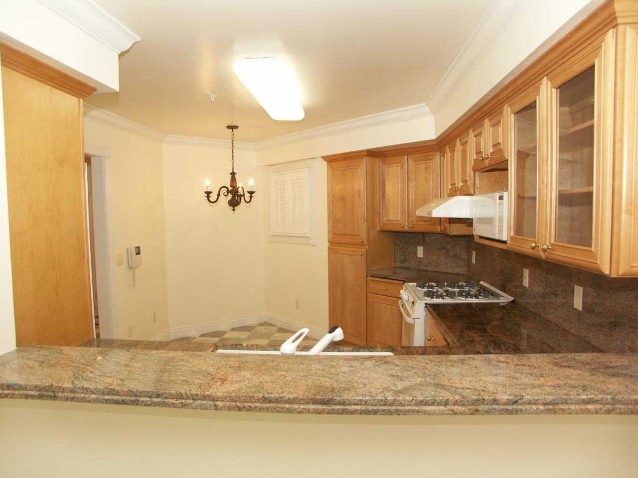 1499 Oak Grove Ave - Photo 3 of 8