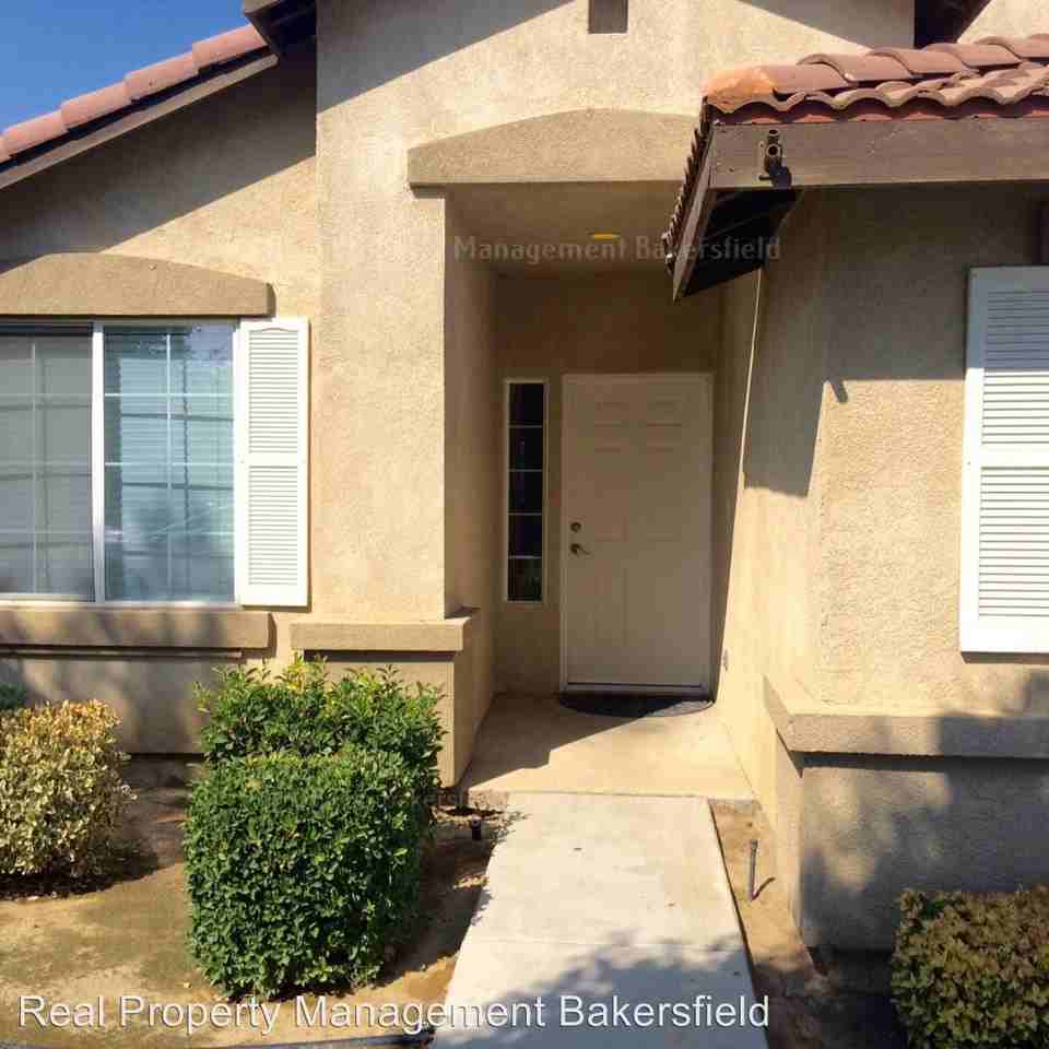 10204 Pyramid Peak Dr - Photo 2 of 21