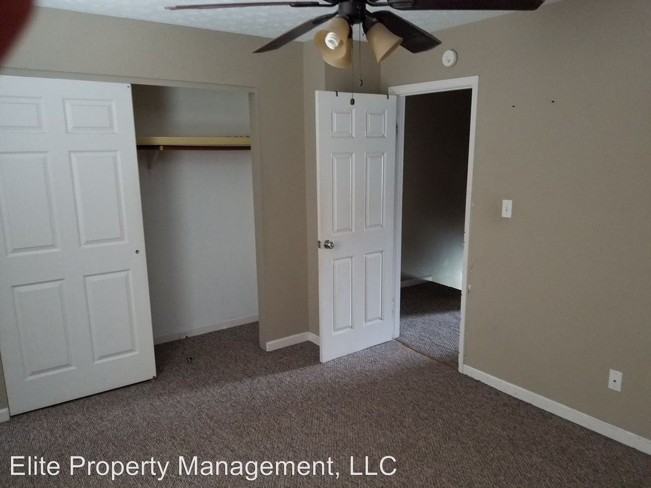 77 Devon Ct - Photo 3 of 14