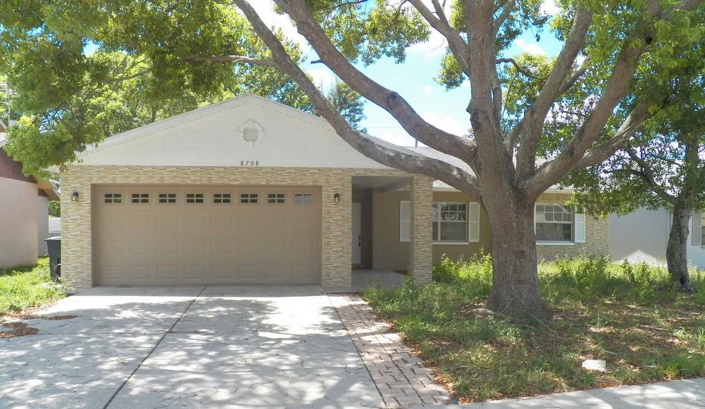 8708 Huntsman Ln - Photo 2 of 15