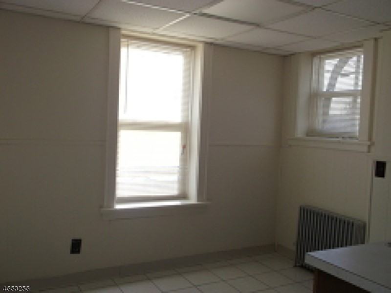 24 Mt Pleasant Ave #1 - Photo 2 of 8