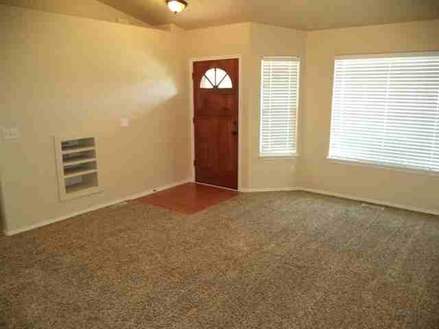 656 W White Fang St - Photo 2 of 16