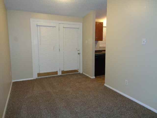 7069 Catalpa Hill Cove - Photo 3 of 9