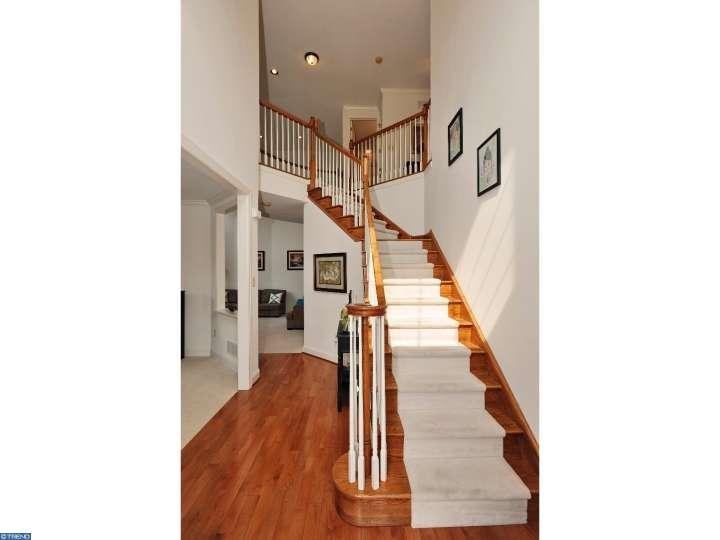 1630 Sloan Way - Photo 3 of 22