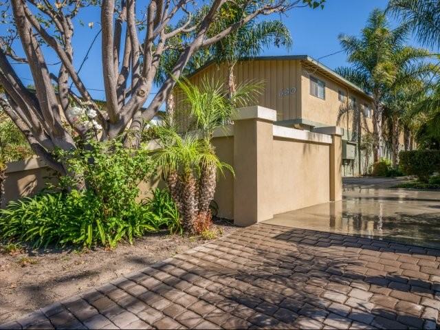 Watch Hill - Photo 3 of 6