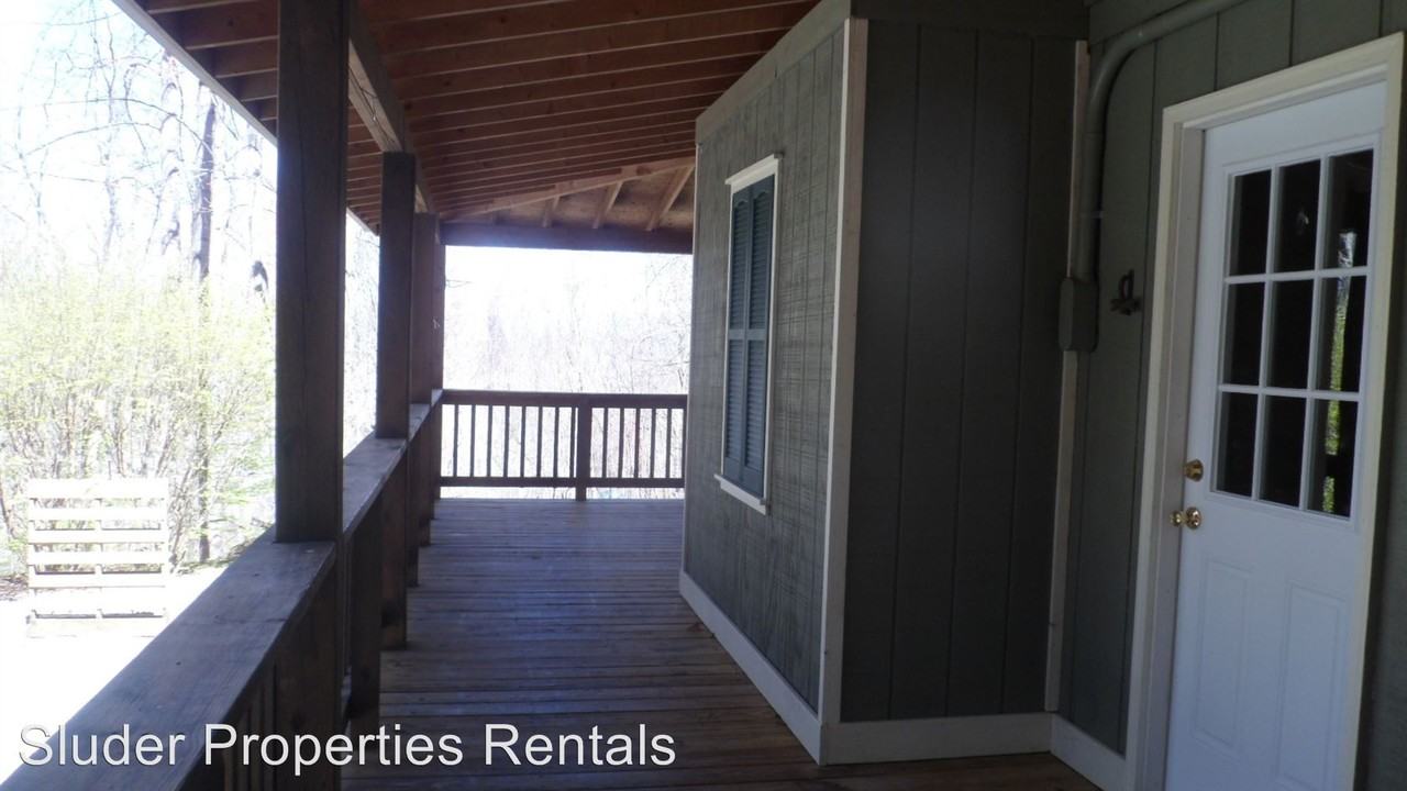 1901 Rockdale Rd - Photo 2 of 24