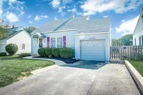 1832 Kenny Rd - Photo 2 of 18