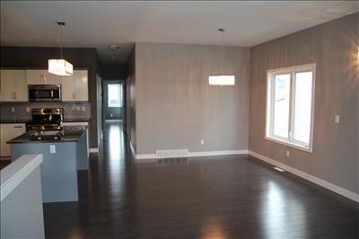 539 Evergreen Boulevard - Photo 3 of 7