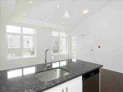 1757 Russell Rd - Photo 2 of 13