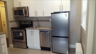 326 Avenue Rd - Photo 3 of 9