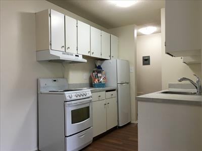 11920 102 St NW - Photo 2 of 7