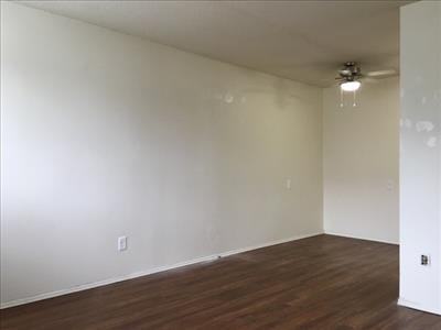 11920 102 St NW - Photo 3 of 7