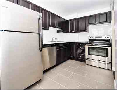 11 Grandville Ave