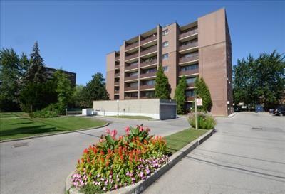 1219 Dundas St W - Photo 2 of 19