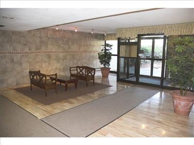 1175 Broadview Ave - Photo 2 of 9