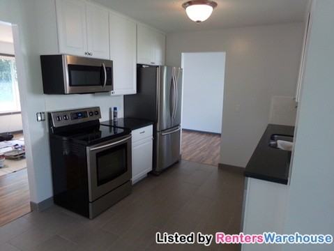 203 4th Ave NE - Photo 2 of 13