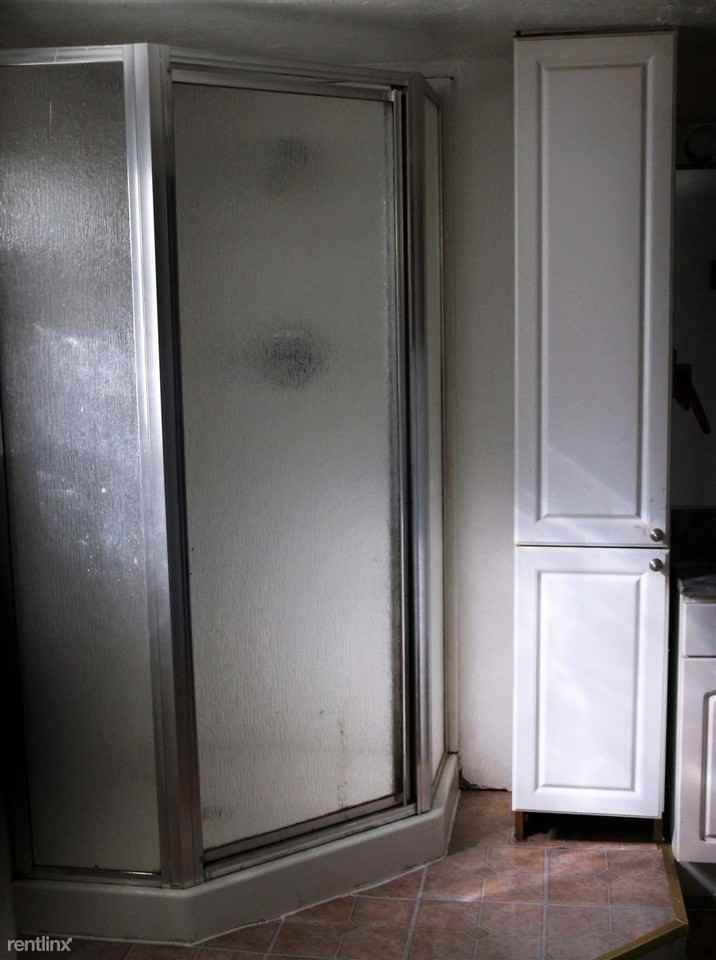 3300 Overbrook Dr - Photo 3 of 7