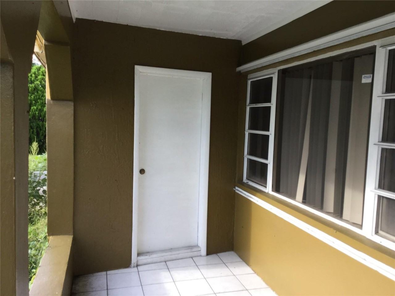 17725 NW 19th Ave - Photo 2 of 8