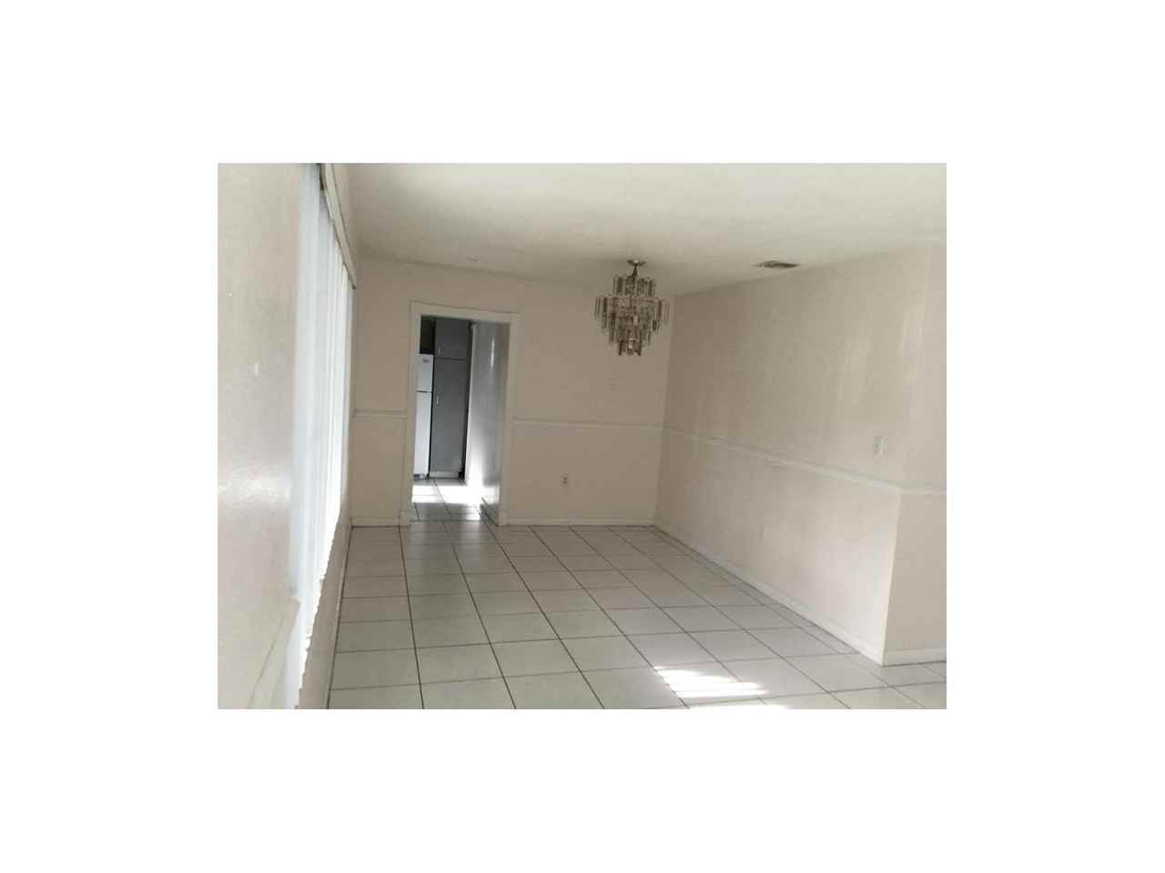 17725 NW 19th Ave - Photo 3 of 8