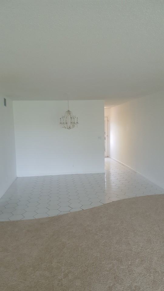 2802 Victoria Way - Photo 3 of 20