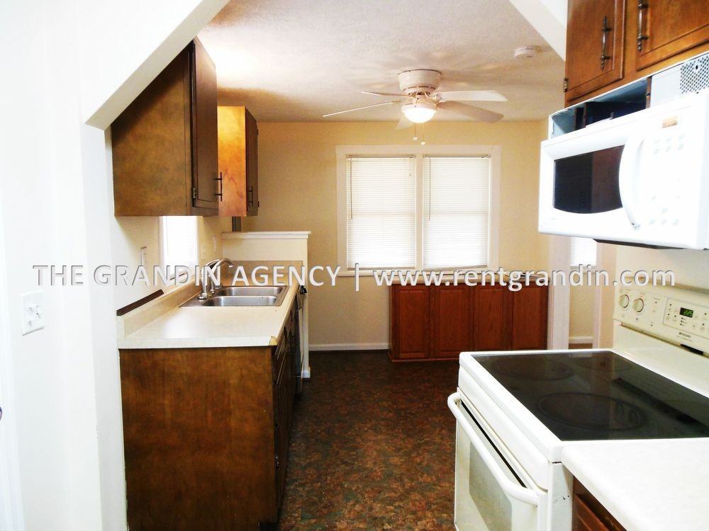 2793 Clifton St NW - Photo 3 of 18