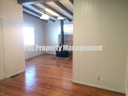 532 Colorado St - Photo 3 of 18