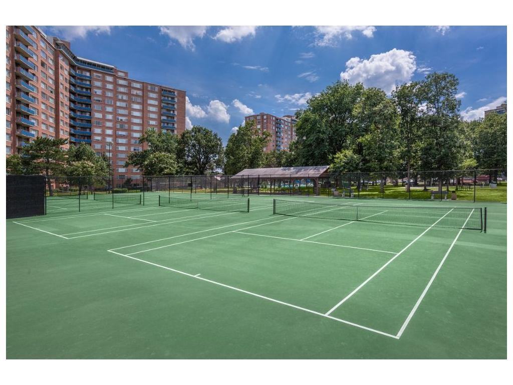 Southern Towers - Photo 2 of 11